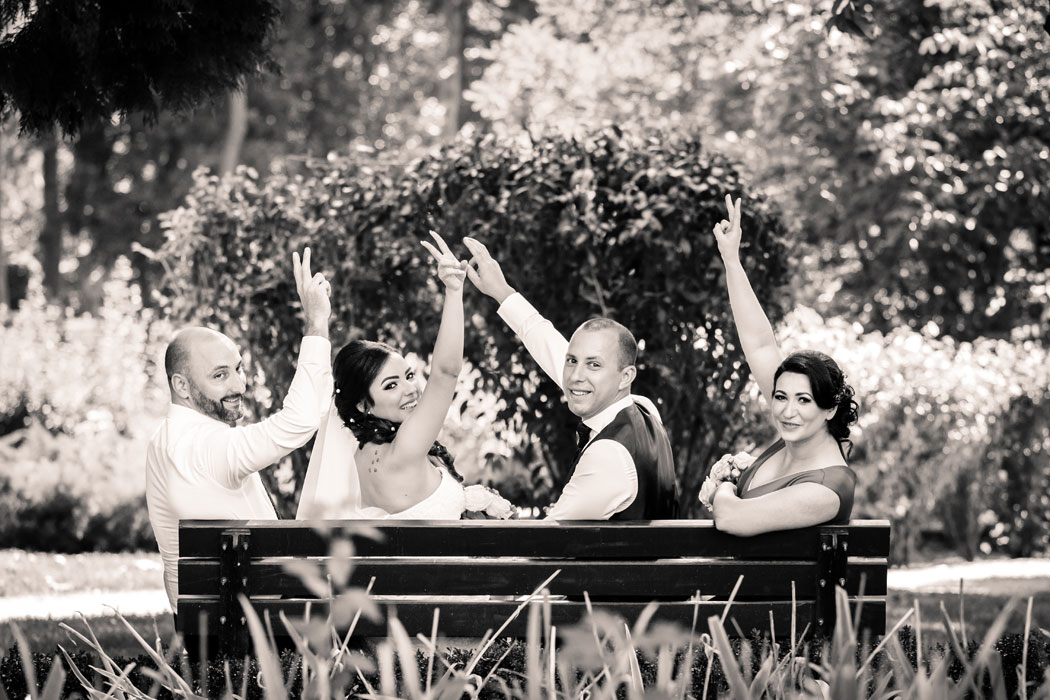 videograf nunta bucuresti surprinde momente emotionante si autentice intr-o sedinta video relaxata in parc